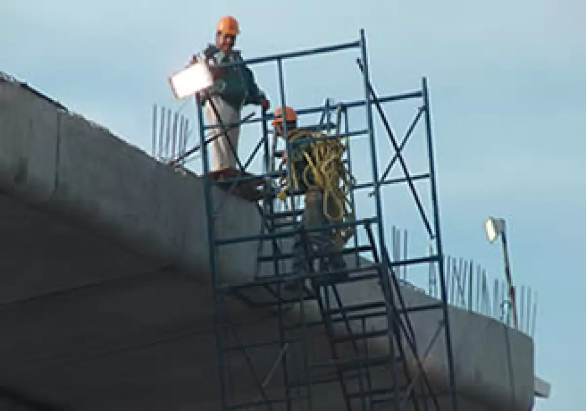 Si México invirtiera 4% del PIB en infraestructura sería posible crear 720,000 empleos. (Foto: Cortesía SXC)