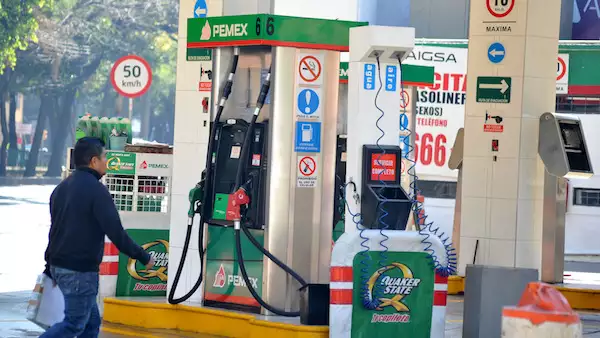 gasolinera cerrada