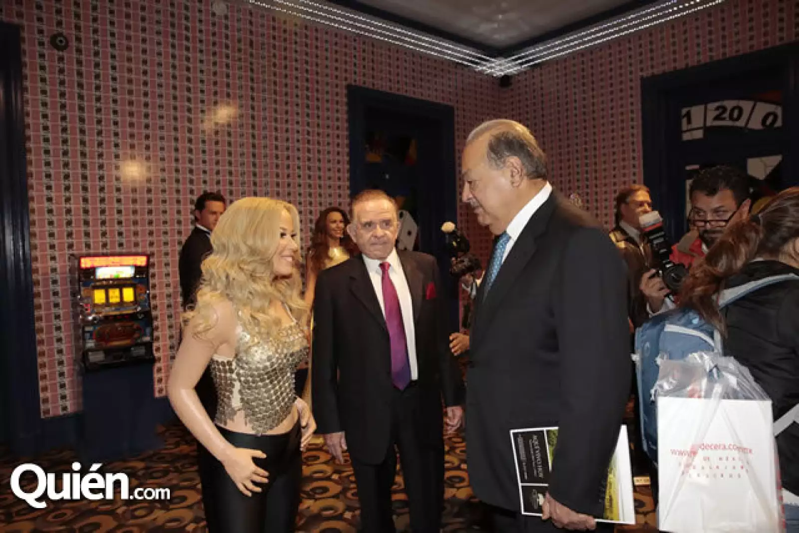 Figura de Shakira, Mario Rabner,Carlos Slim