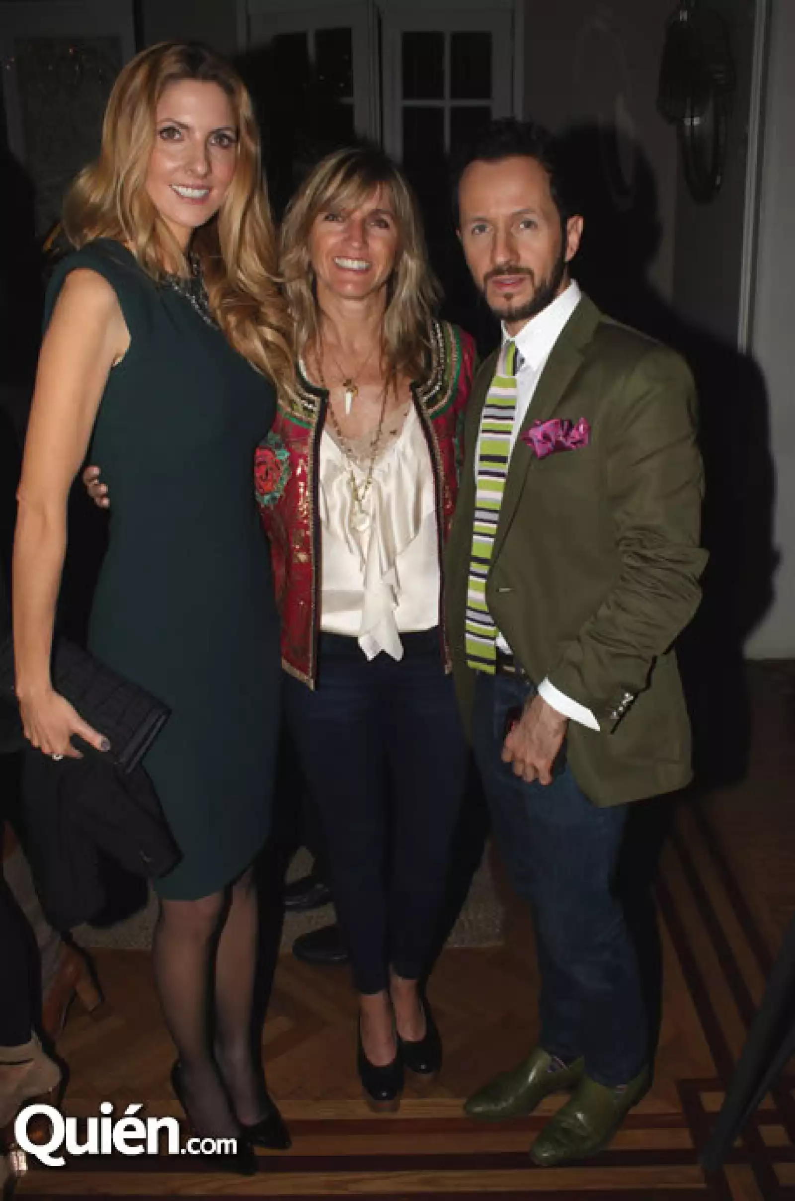 Marcela Cuevas,Josefina Helguera y Óscar Madrazo