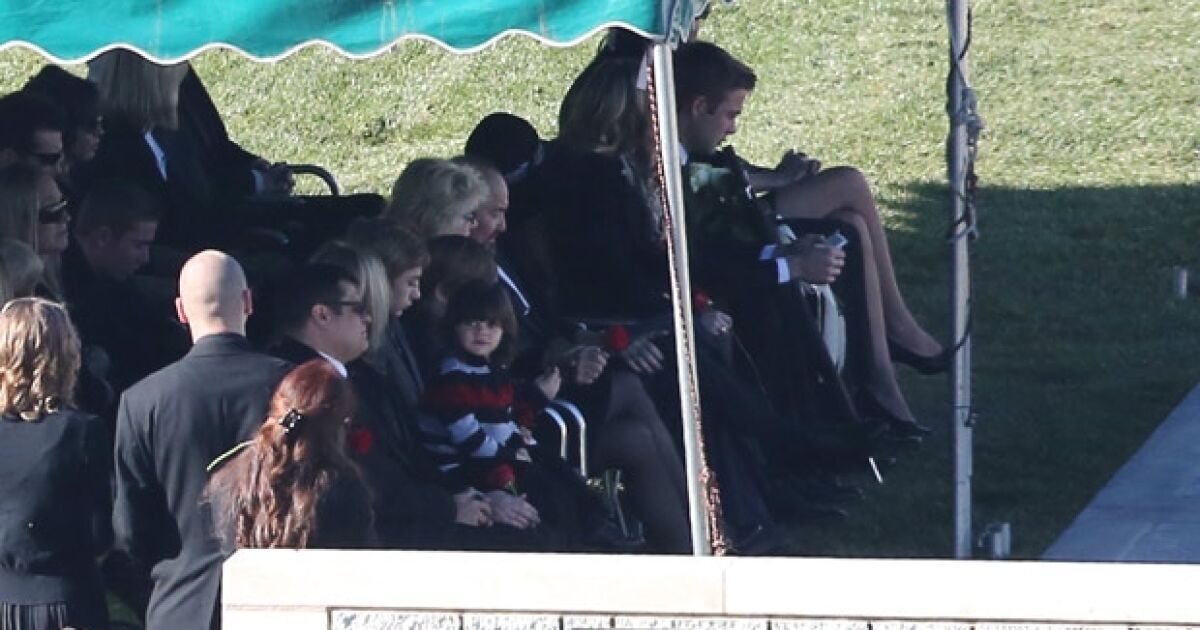 Fotos se llevó a cabo el funeral de Paul Walker