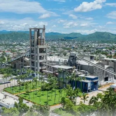 Mientras Cemex y GCC venden sus negocios en América Latina, Holcim aprovecha y apuesta por la región