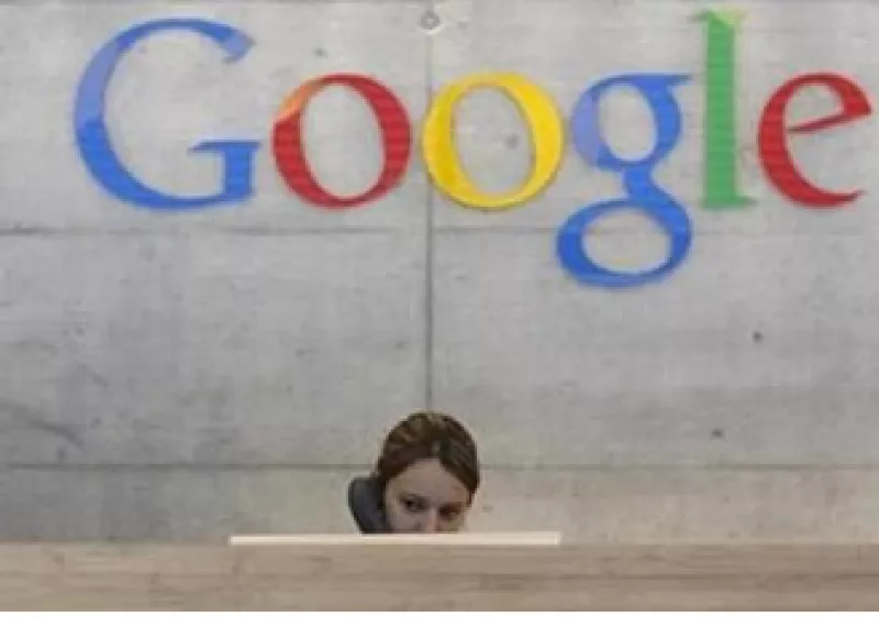 El director ejecutivo de Google, Eric Schmidt, dijo que Levinson ha sido parte clave del éxito de Google. (Foto: Reuters)