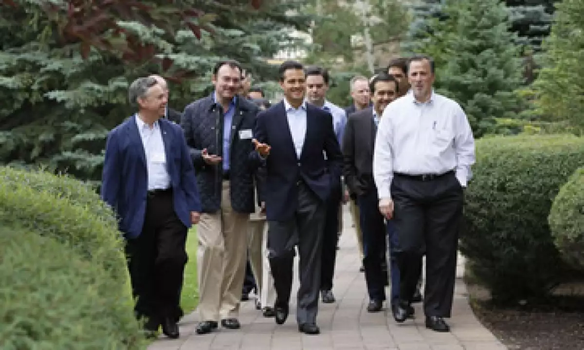 A su llegada a Sun Valley, el presidente Enrique Peña Nieto se reunió con empresarios mexicanos. (Foto: Reuters)