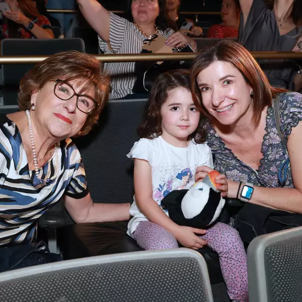 Rosa Valiñas, Macarena Martínez y Claudia Fernández 