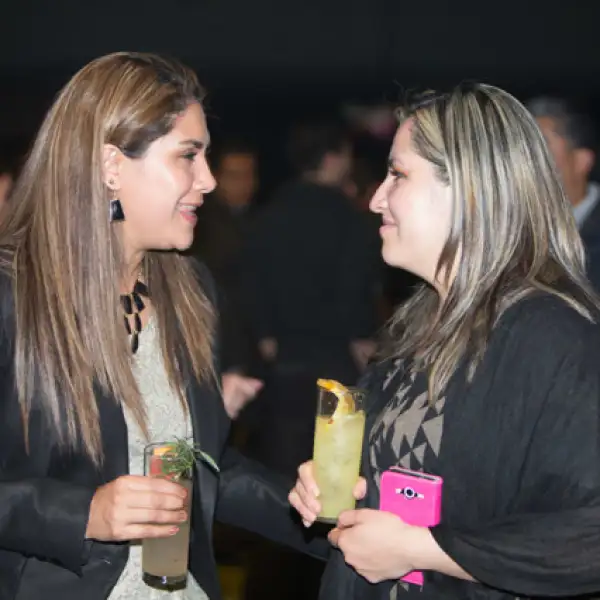 Nanci Galaviz y Elena Negrete