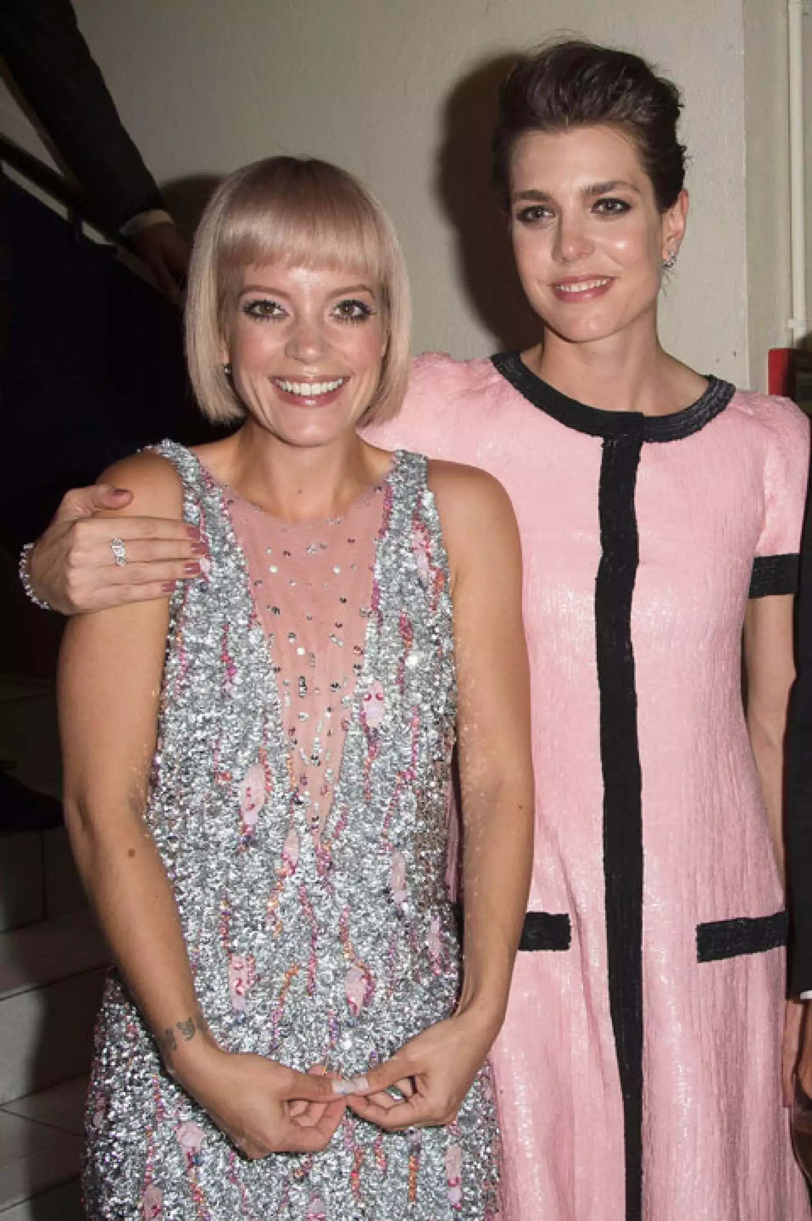 Lily Allen fue la invitada y la encargada de amenizar la fiesta, cosa por la que Carlota estuvo muy complacida.