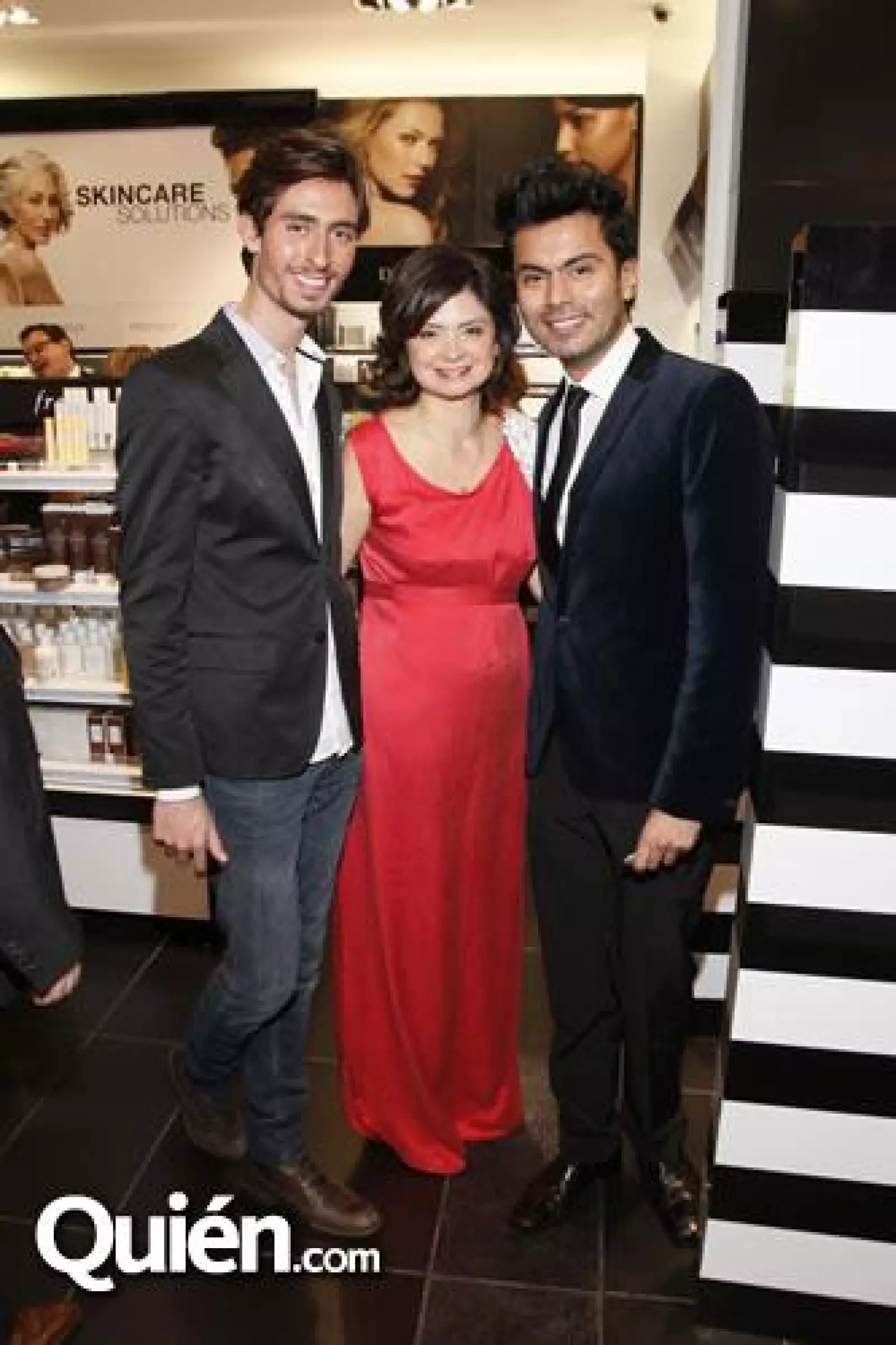 Cistina Goyri,Natalia Zarate y Jorge Ríos