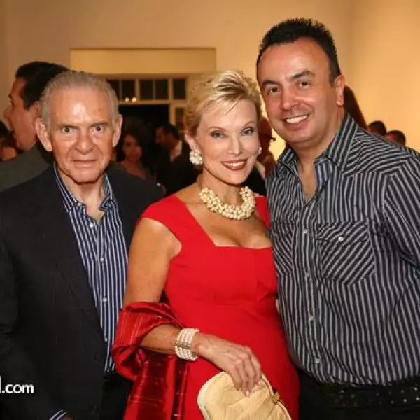 León Bessudo,Raquel Bessudo,Agustín Portillo