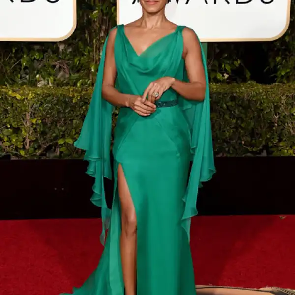 Jada Pinkett Smith en Versace.