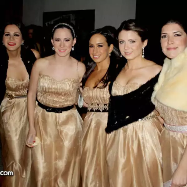 Andrea Cuevas, María Fernanda Navarro, Lucía Caballero, Lorena Zambrano e Isa Cartillo