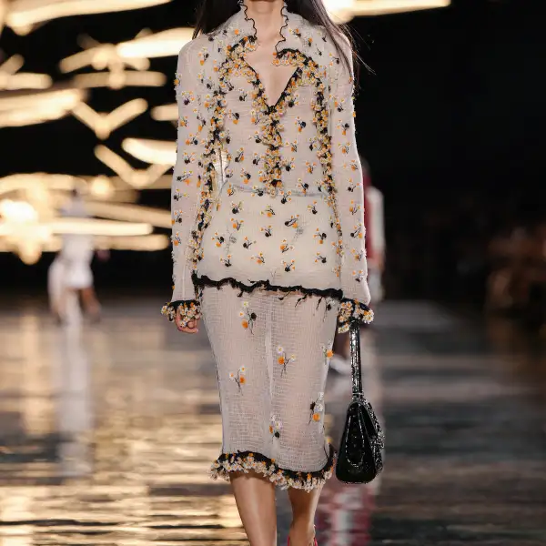 Chanel S27 007.jpg