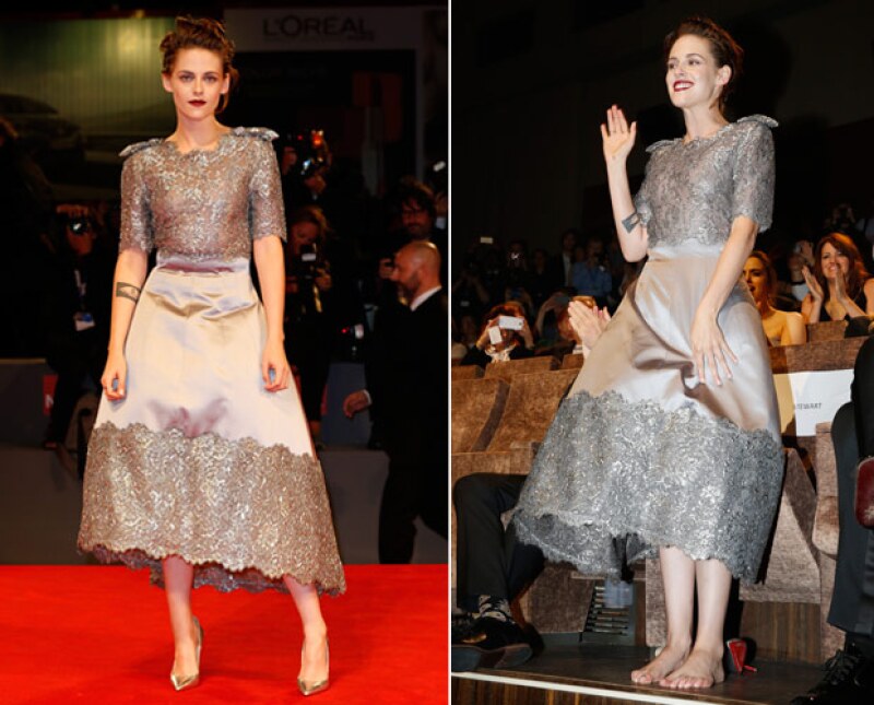 Kristen es una de las celebridades que sin importar estar en pleno evento, se quita los tacones.