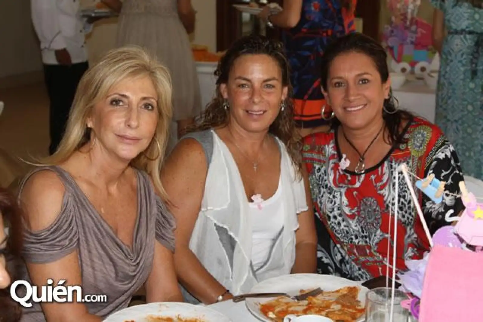 Marilu Manen,Laura Navarro y Luly Marquez