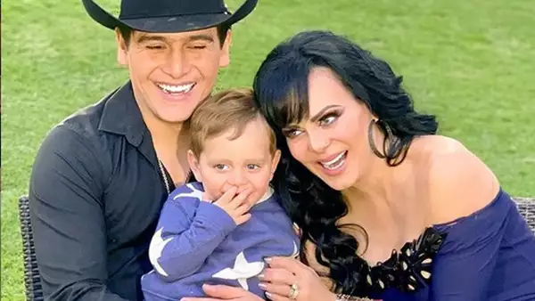 Maribel Guardia y su hijo Julián Figueroa