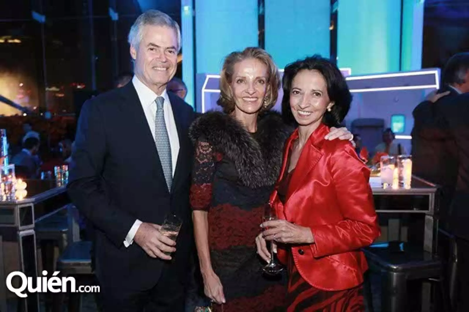 Joaquín y Lourdes Vargas con Luz María Mier y Terán