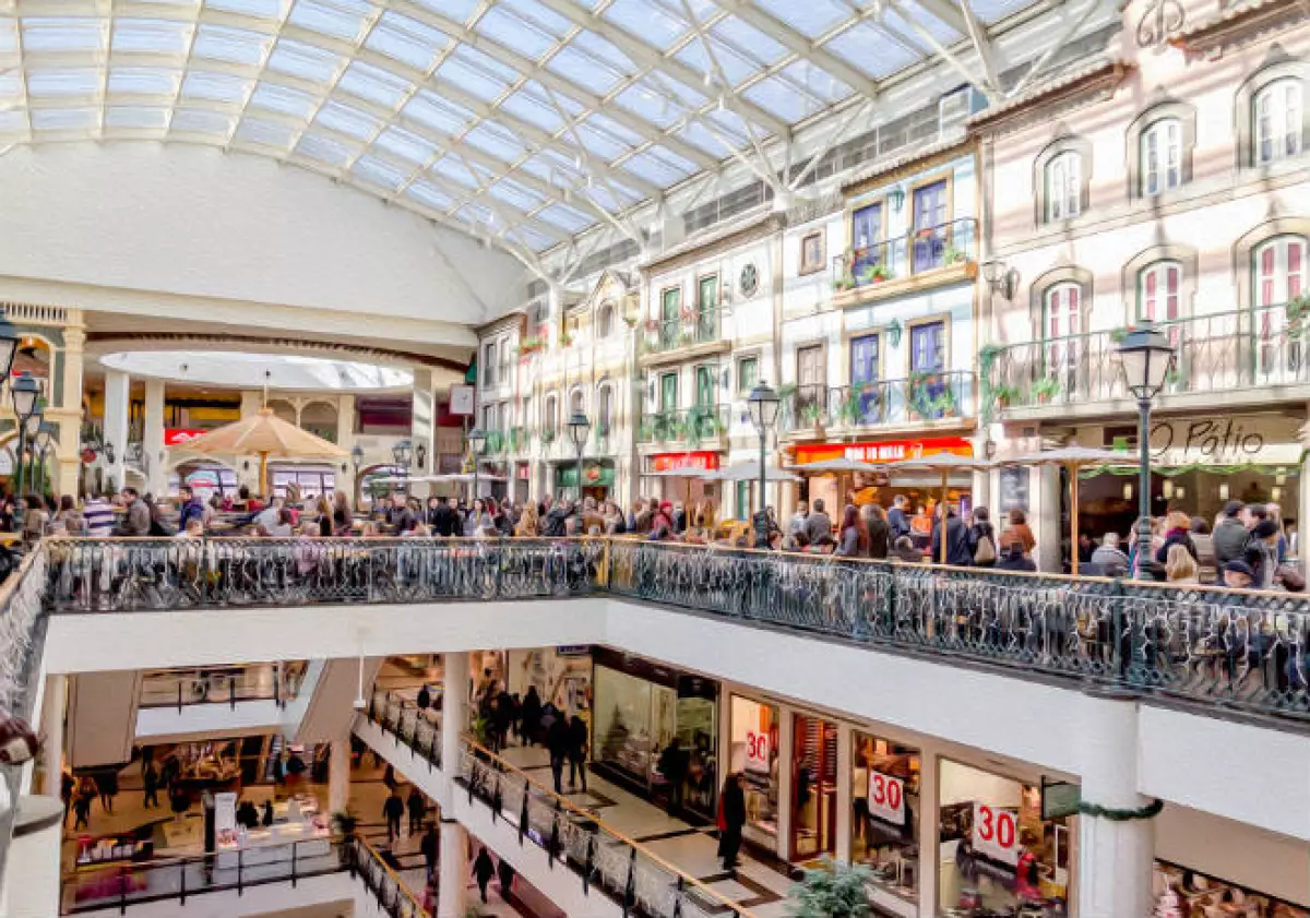 Render centro comercial