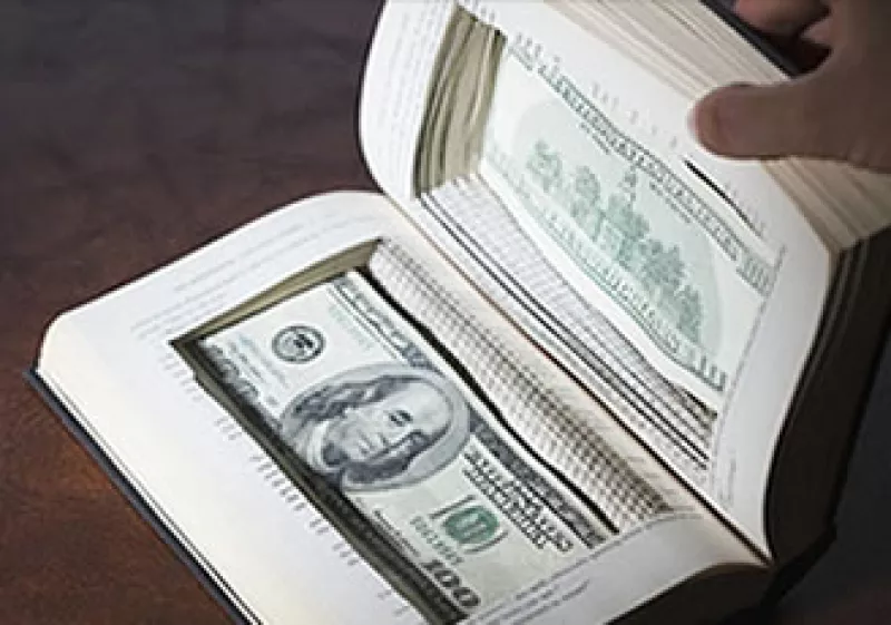 Los escritos también enseñan al lector cómo hacer una buena inversión con su dinero.  (Foto: Cortesía Fortune)