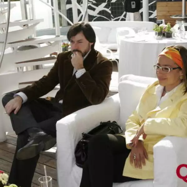 Armando Salinas, Claudia Valdez