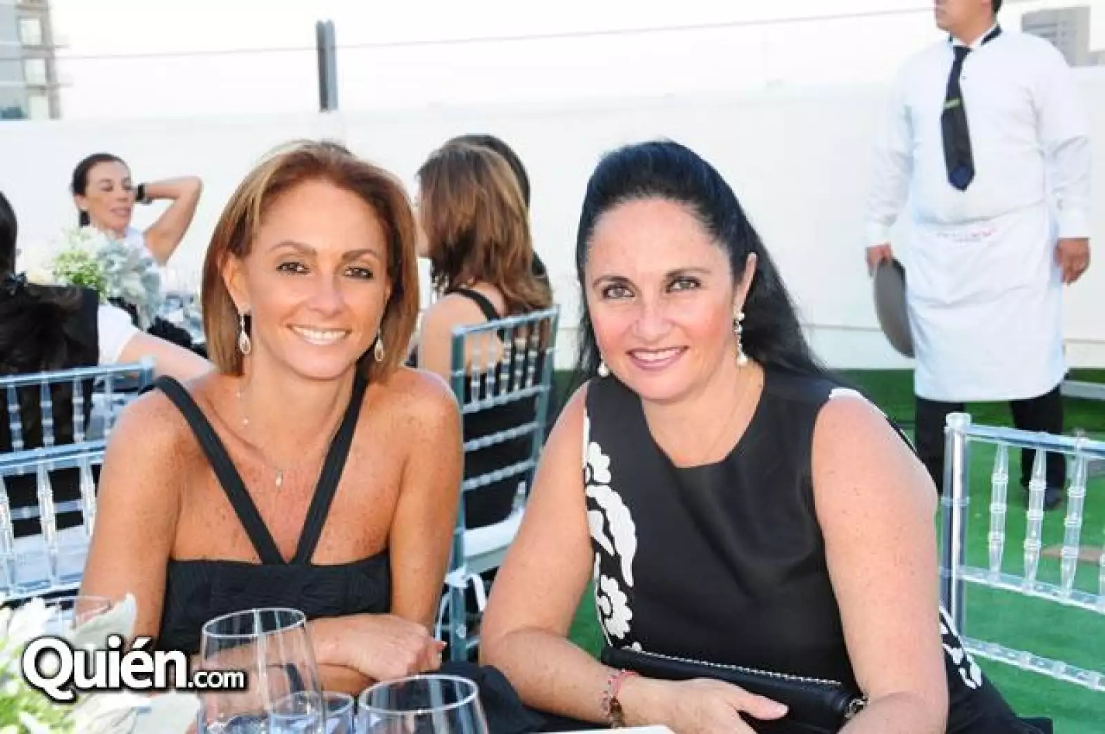 Ceci Elias,Miriam Litchi