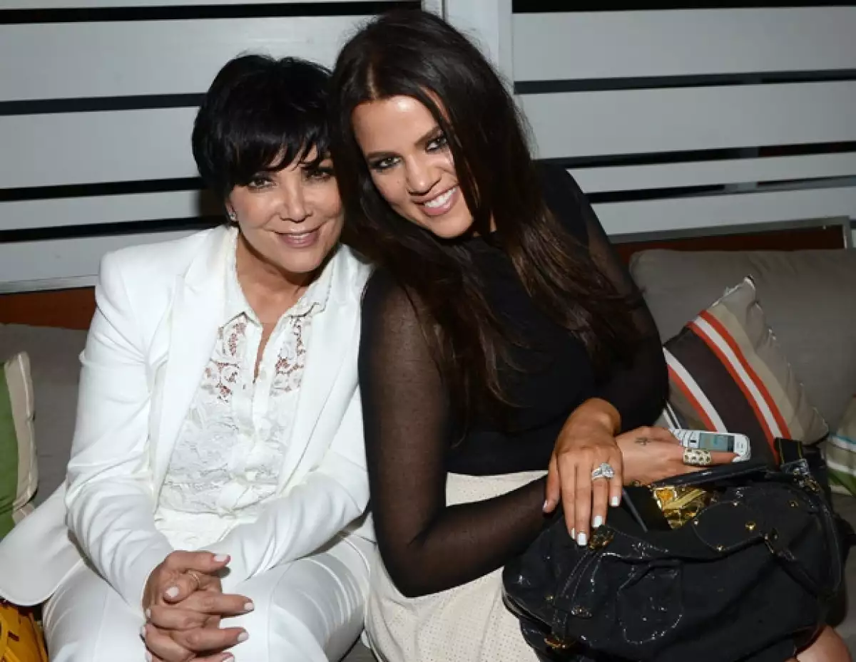 La hermana menor de Kourtney y Kim confesó a una revista inglesa que Kris quiso someterla al cirujano, aunque aclaró no lo hizo con mala intención.