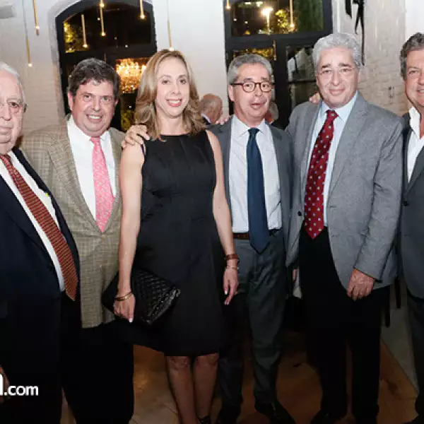 Luis, Javier, Raquel, Jorge y Patricio López Morton con Enrique Bardasano