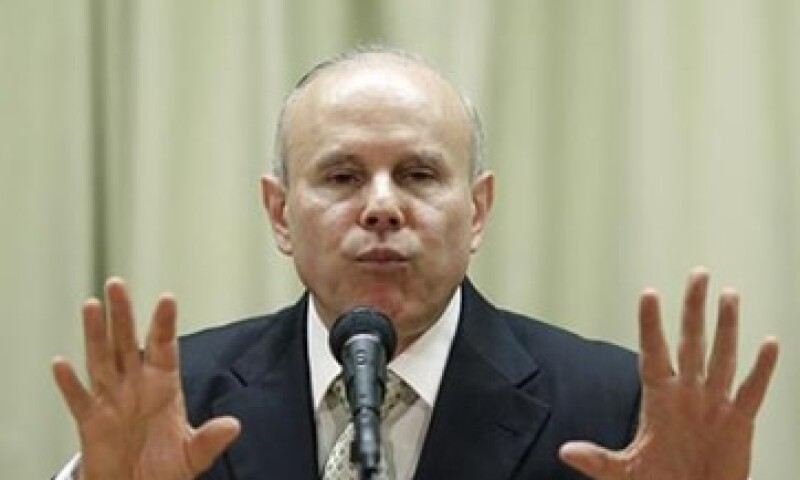 El ministro brasileño de Finanzas, Guido Mantega advirtió que la turbulencia en los mercados financieros y el debilitamiento de la confianza puede ocasionar otra recesión. (Foto: Reuters)
