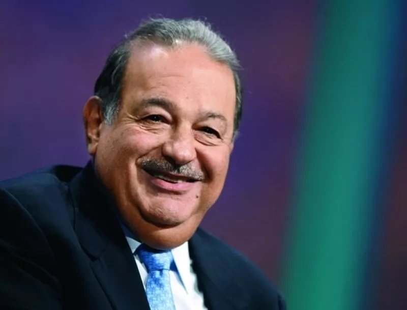 La fortuna del empresario mexicano se ubica en 74,000 mdd, un alza de 20,500 mdd respecto a 2010; el fundador de Grupo Carso conservó el cetro de los multimillonarios de lista de Forbes en el 2011.
