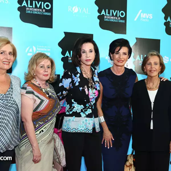Pepita Serrano, Rosa María Alverde, Doris Beckman, Gaby Vargas y Gloria Amtmann