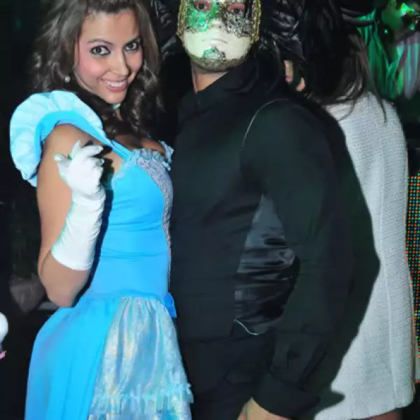 Klaudia Champerar, Roberto Lozada