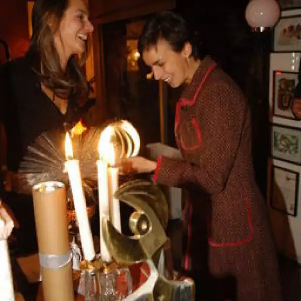 Eloise Vargas, Aurelia Haut