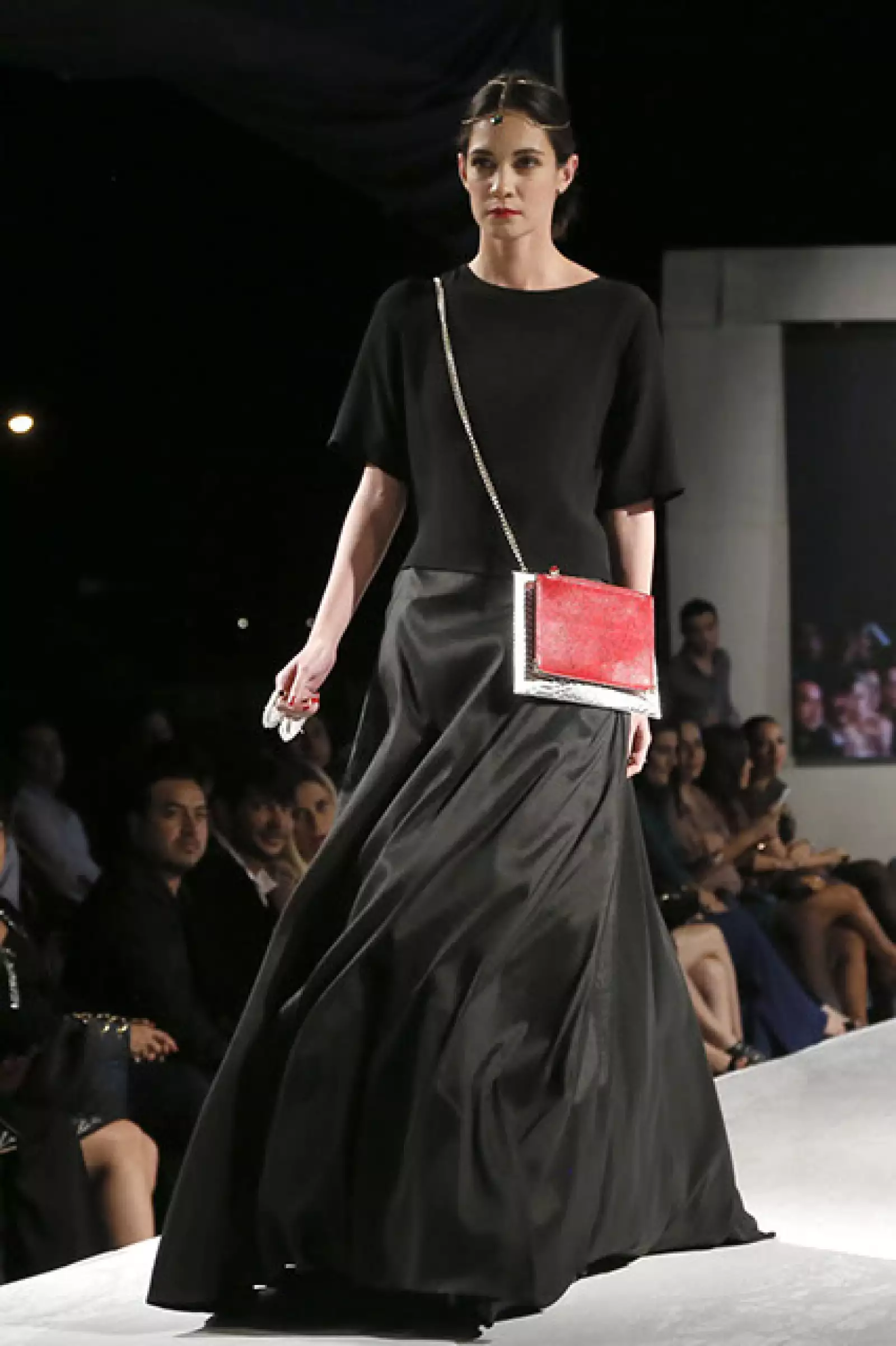 Desfile colección visiones de Daniel Espinosa