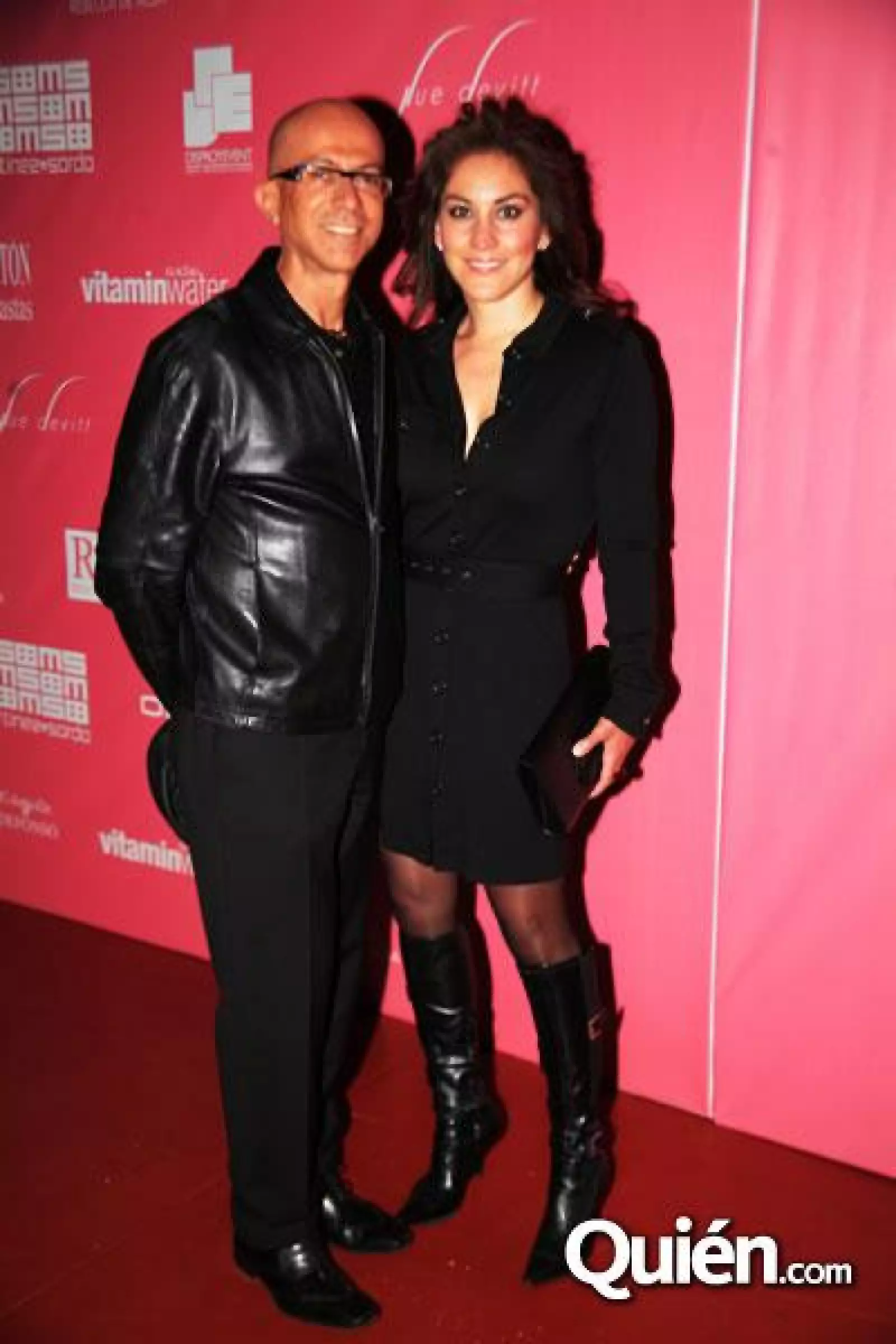 Cajas en subasta revive el arte