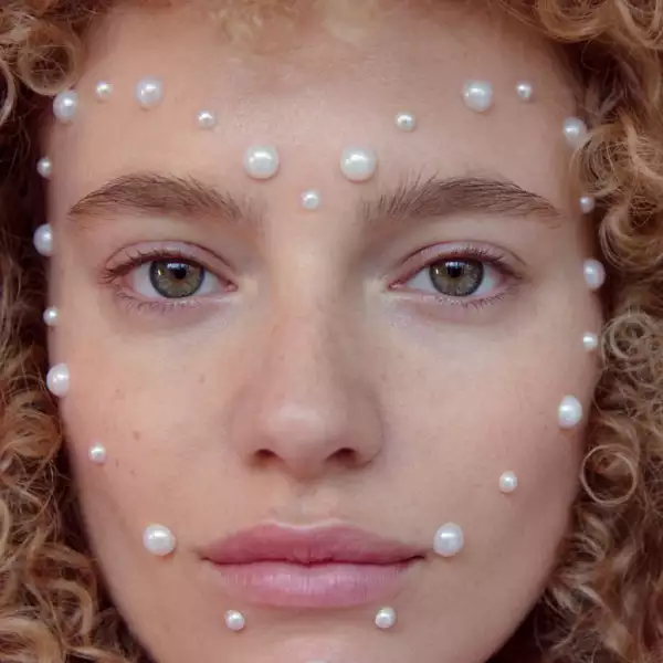 Anairam-mejores-beauties-ELLE-13