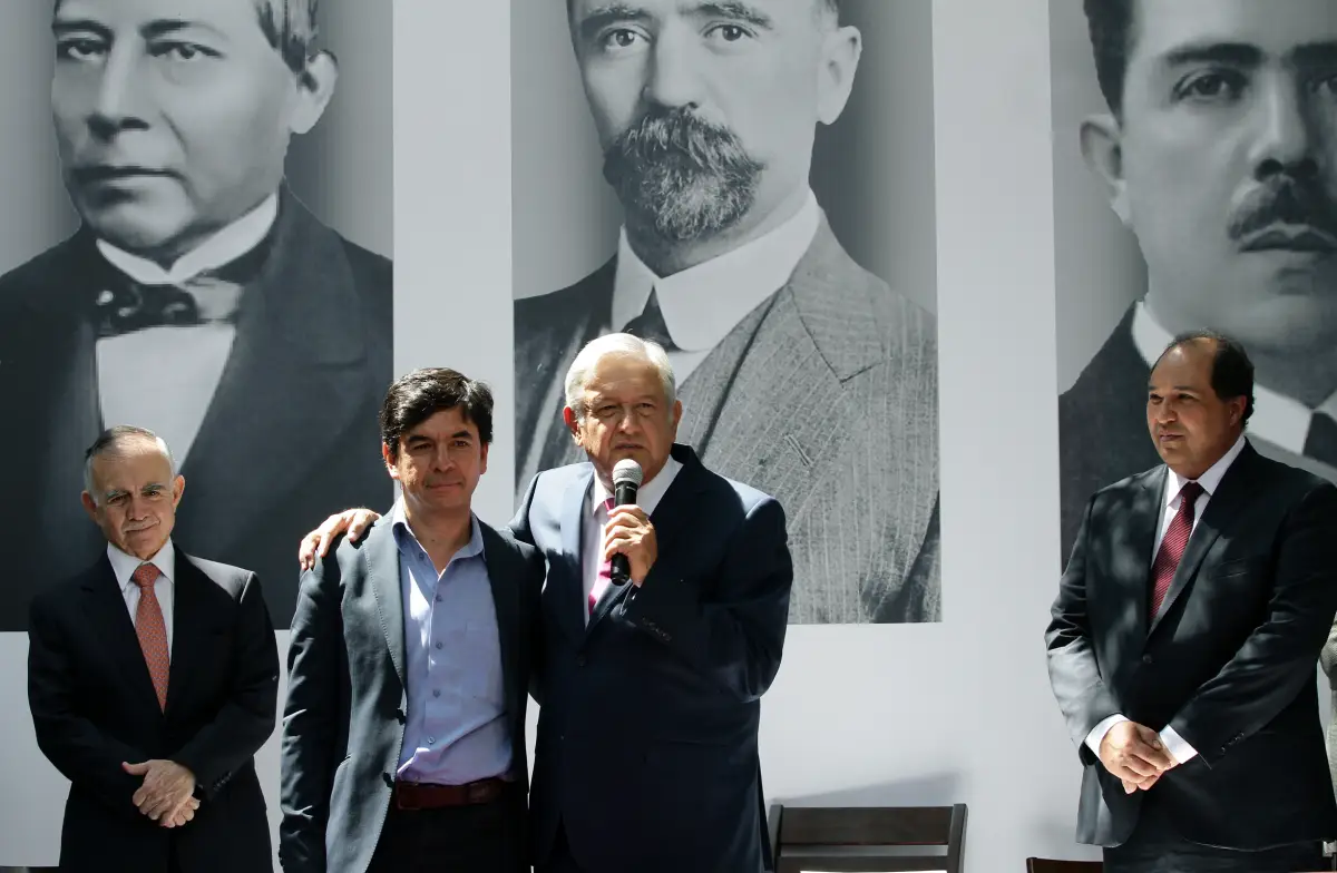 Presentan colaboradores de apoyo en la Presidencia