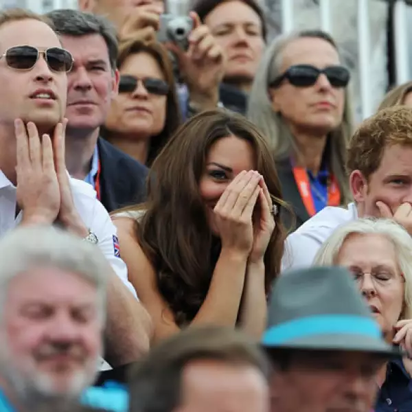 Guillermo, Kate y Enrique no ocultaban sus nervios.