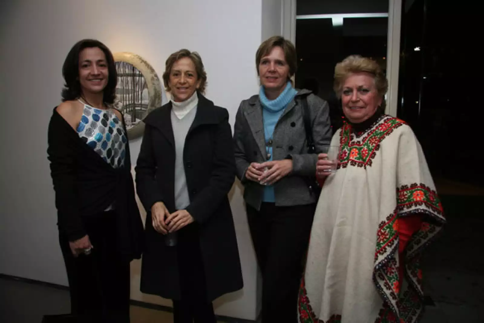 Exposición de Mona J. Lang con Rebeca De Alba.