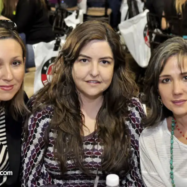 Mara de García, Norma Martínez de Villarreal y Claudia Nader de Peña