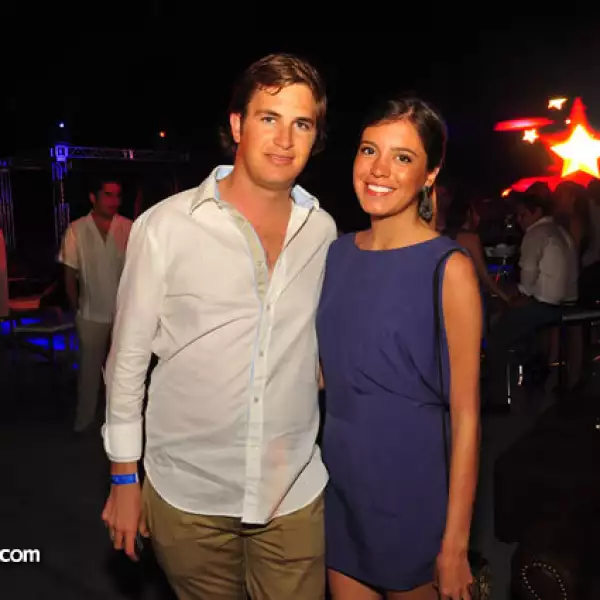 Alex Martínez,Valeria de la Garza