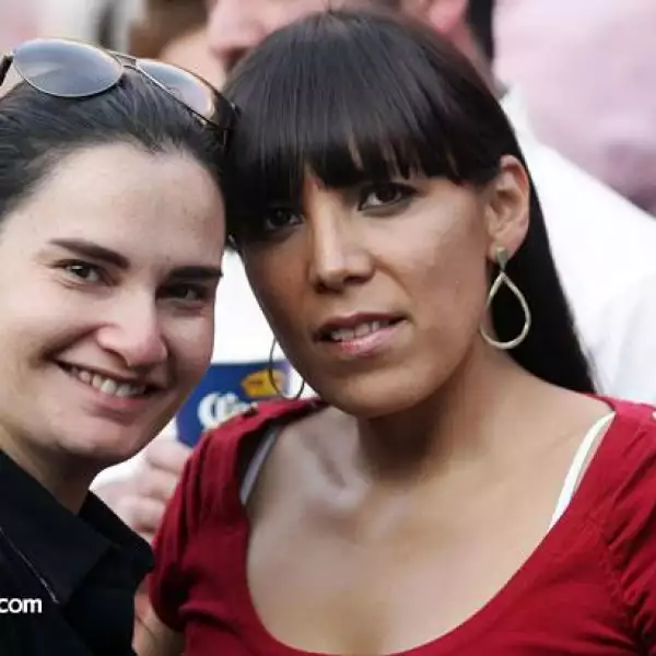 Adriana Vargas,Ana Cristina Fox