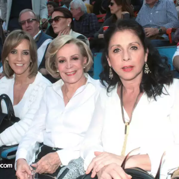 Laura Girón, Mónica Marban y Ana Olvera