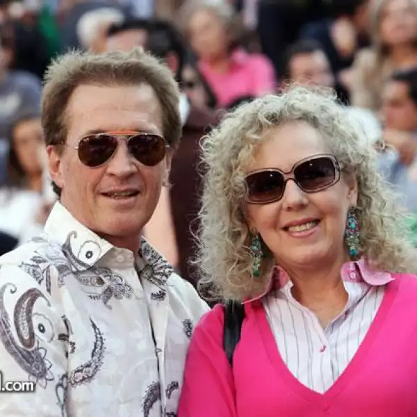 Emmanuel,Mercedes Alemán