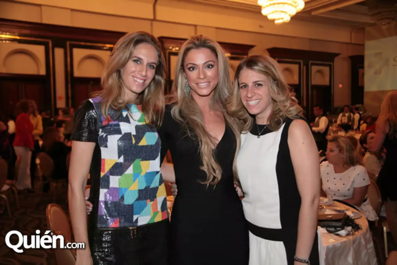 Denisse Wuada,Mariel Serio,Sthephanie Wuada