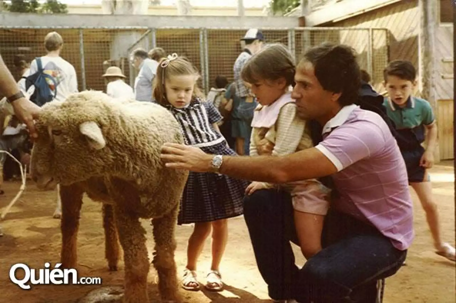 Llevaba a sus hijos al Colegio y los acompañaba a las actividades que tenían como algunas clases extras y festivales.