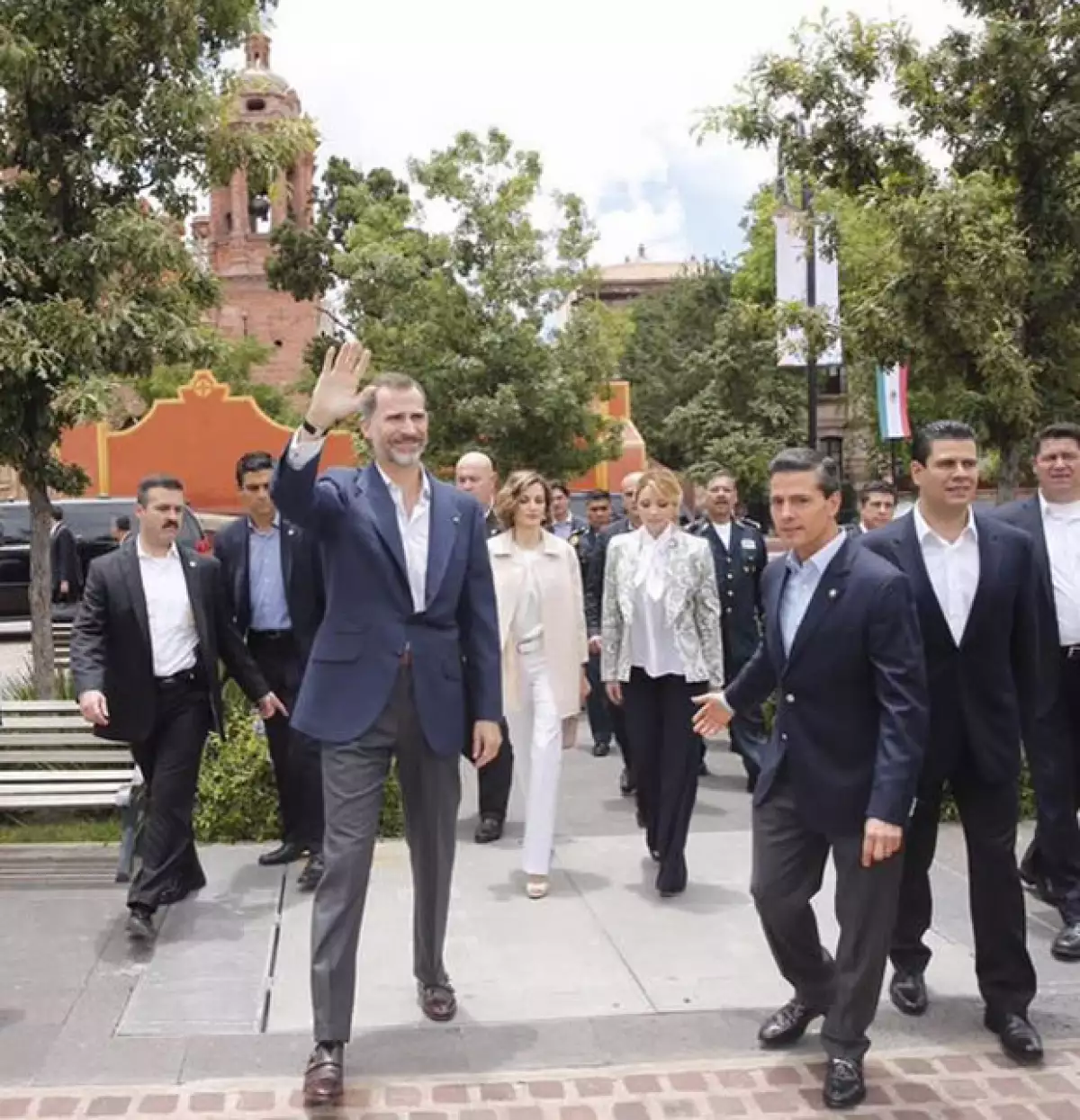 Felipe y Letizia recorrieron las calles de Zacatecas.