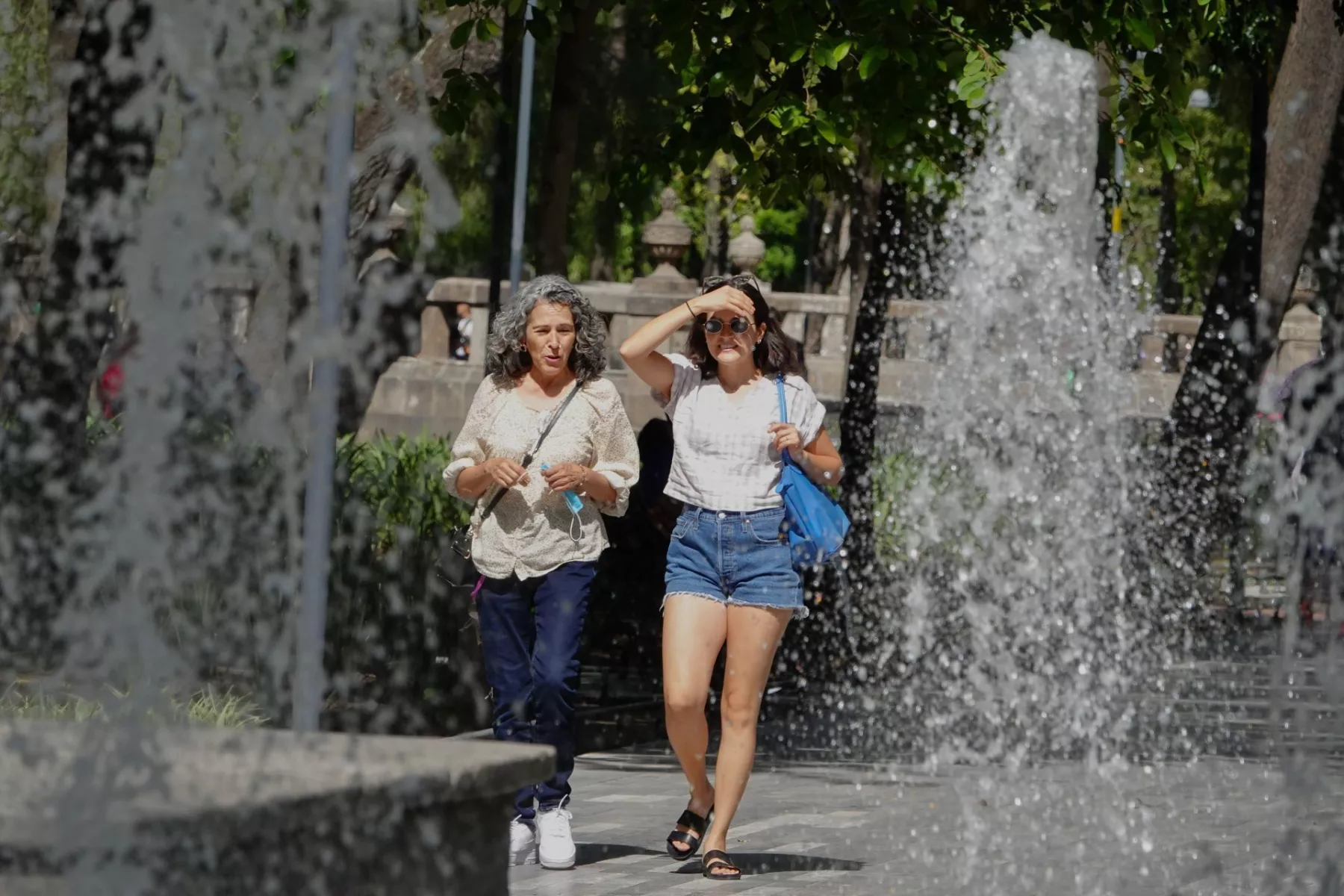 Activan alerta amarilla por altas temperaturas en alcaldías capitalinas.