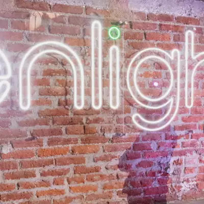 ENLIGHT OSCAR GARCIA