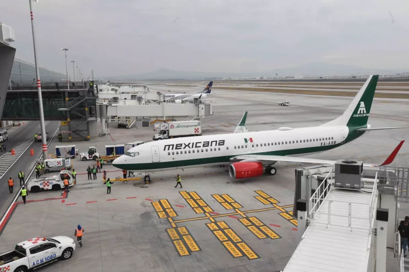 Mexicana de Aviación enfrenta obstáculos para la autosuficiencia a un mes del despegue