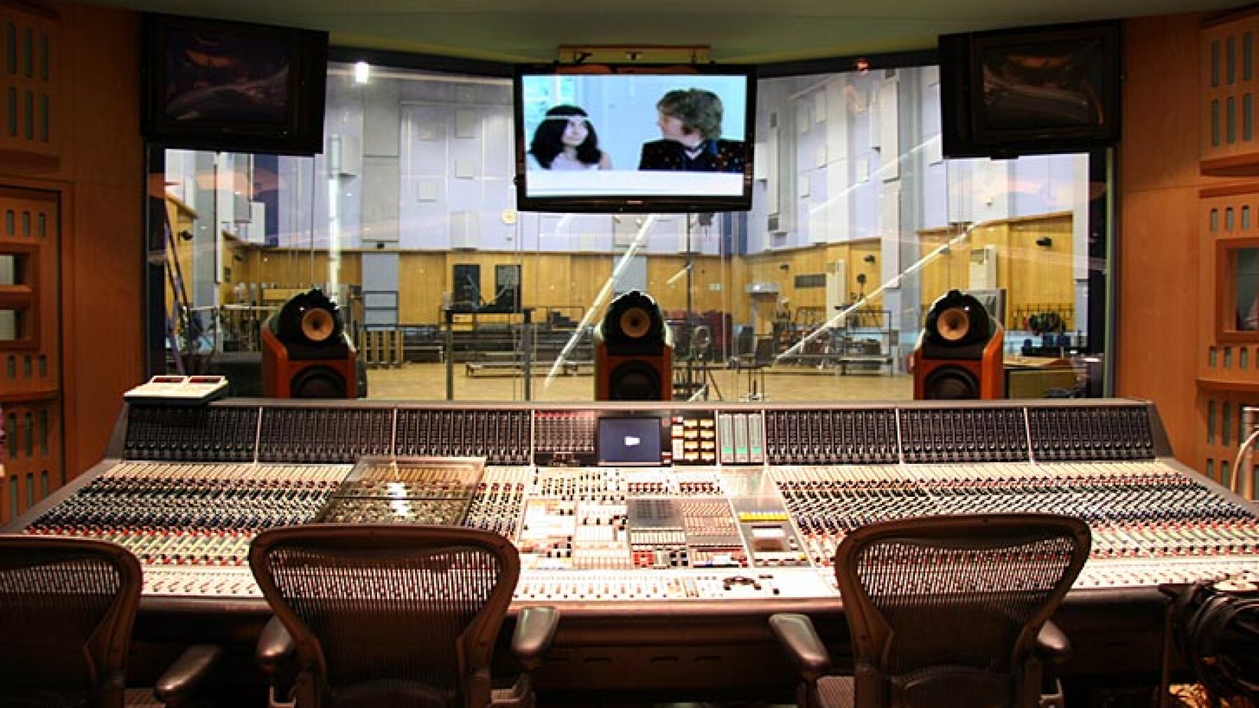 Planeta DJs - Grabando en casa, tu home studio Ver las imágenes de origen