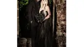 Es una tradición que el vestido de novia sea blanco, sin embargo, algunas famosas han querido hacer la diferencia y prefirieron vestir de otro color. Aquí el recuento.